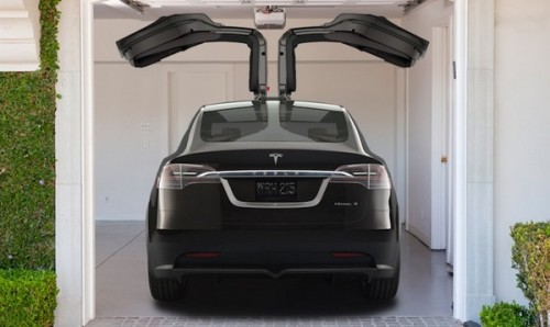 Tesla Model X falcon