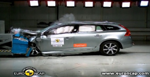 La Volvo V60 Plug-in au Crash-test