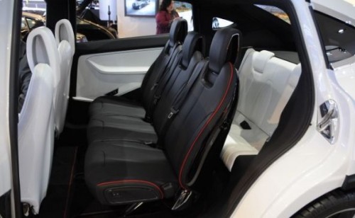 telsa model X 7 places