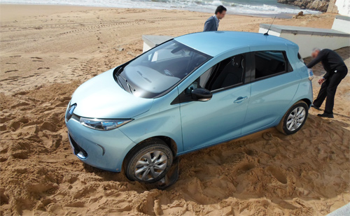 Zoe ZE sur la plage