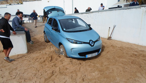 La Zoe ZE dans le sable