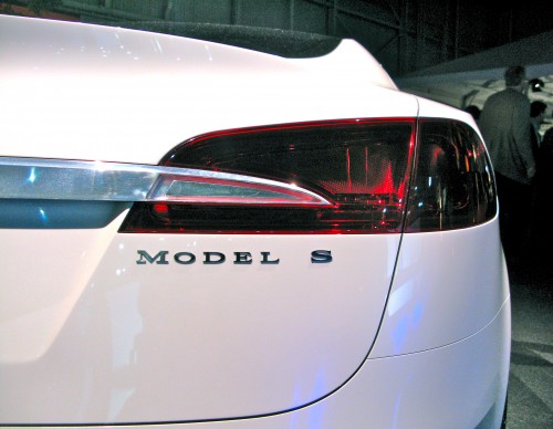 Tesla_Motors_Model_S-1_close-up