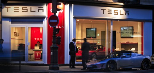Le Store de Tesla à Paris avenue Kléber va fermer