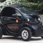 Une voiture électrique Renault chez Orange