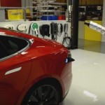 prise snake de Tesla pour la recharge des voitures electriques