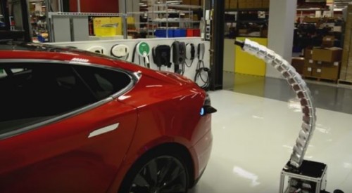 prise snake de Tesla pour la recharge des voitures electriques