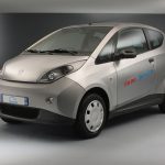 Autopartage : la voiture électrique Bluecar de Bolloré débarque à Turin