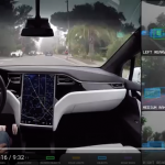 VIDEO : immersion dans une voiture électrique Tesla en conduite autonome